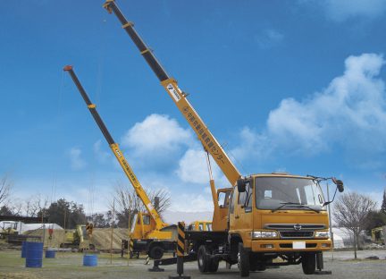 小型移動式クレーン運転 （つり上げ荷重5t未満）イメージ03